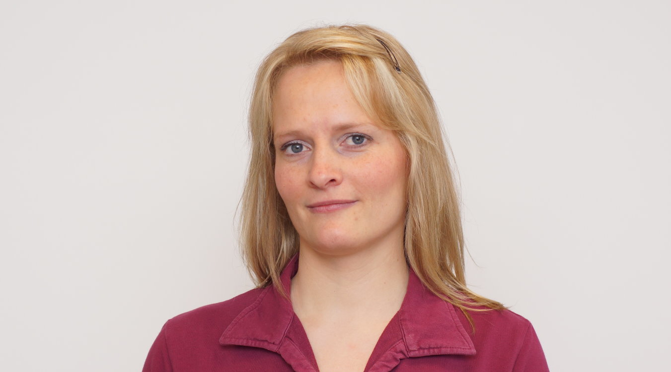 Martina Thiel